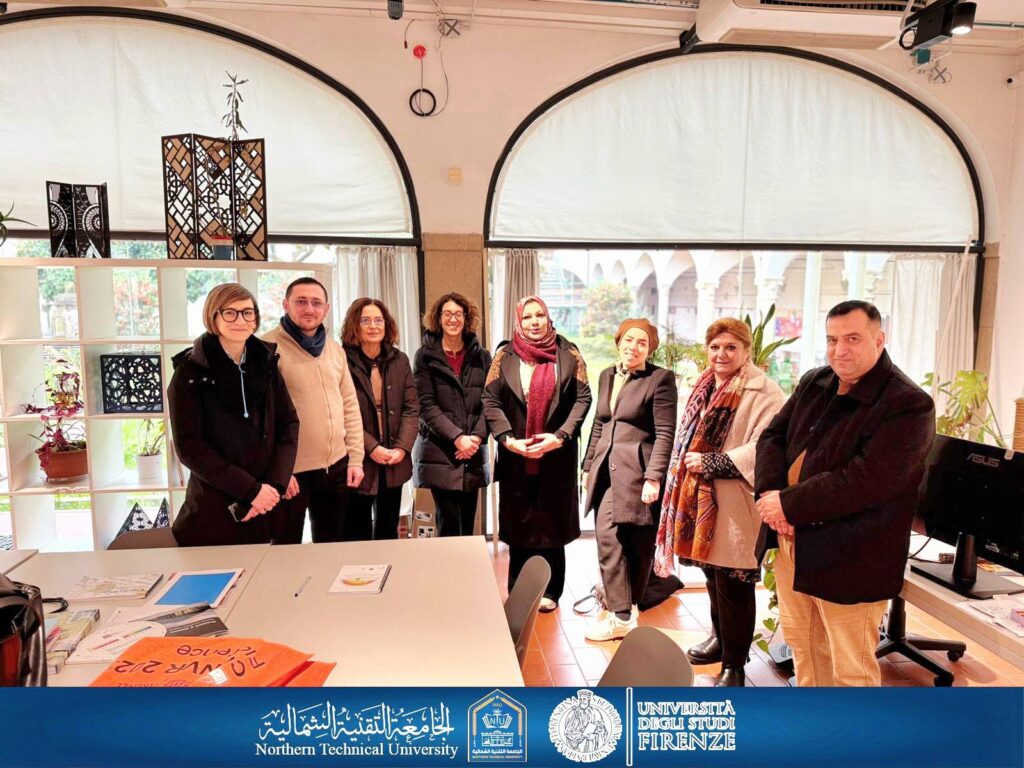 The university president visits the BEX laboratory specializing in sustainable environment